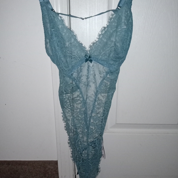 Lace babydoll - Picture 3 of 11